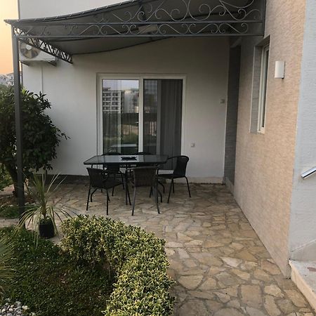 Rejhan Totti Ulcinj Kültér fotó