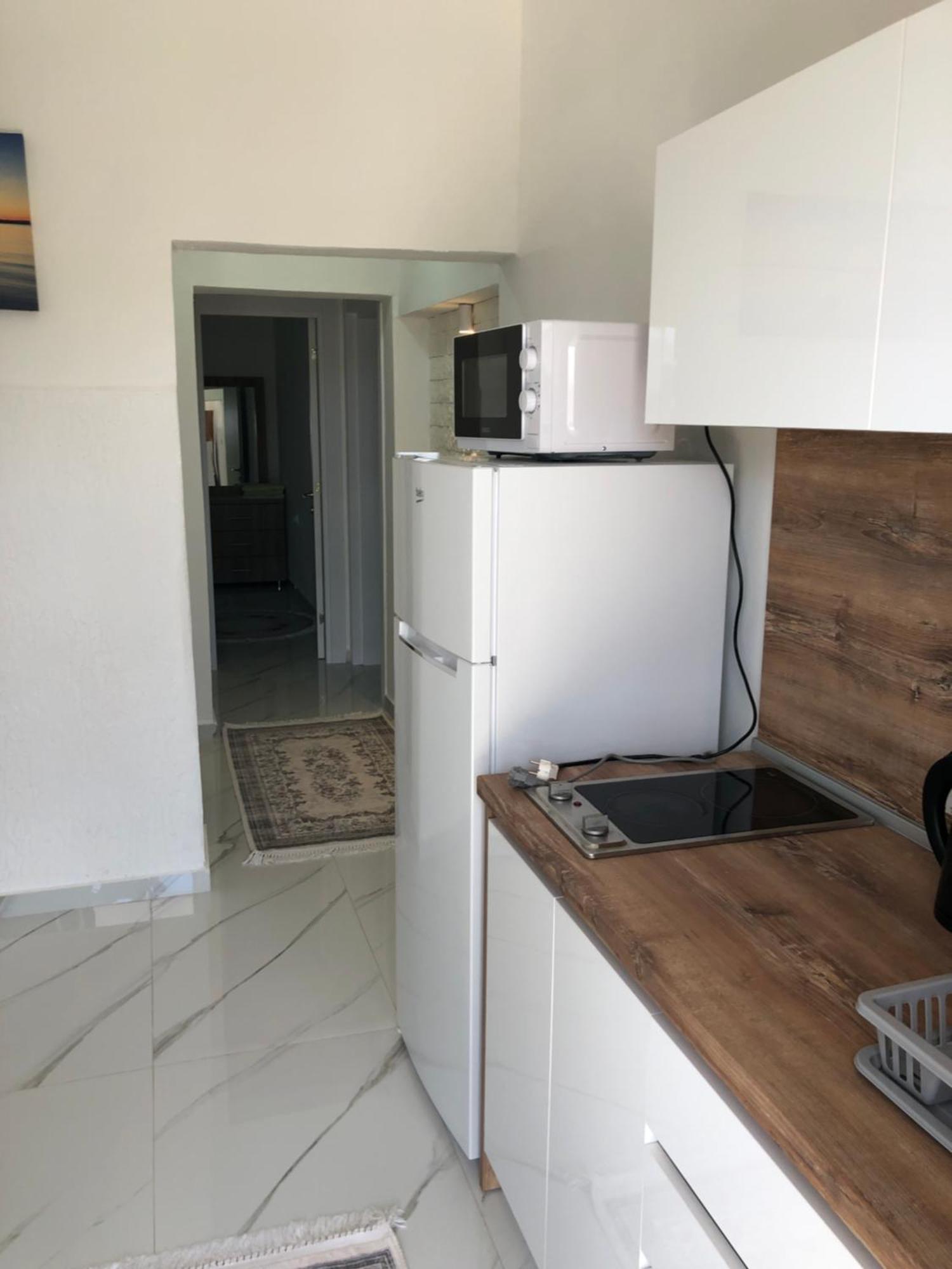 Rejhan Totti Ulcinj Kültér fotó