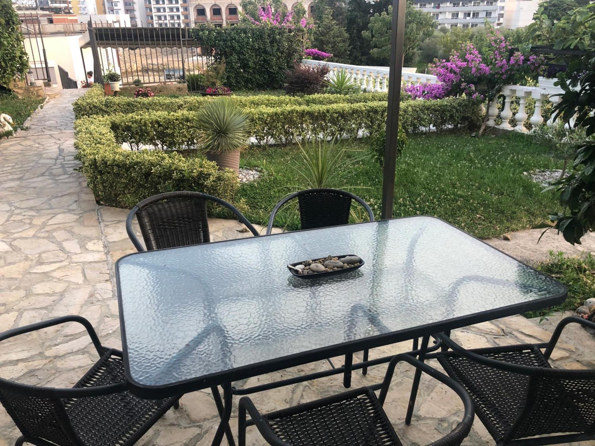 Rejhan Totti Ulcinj Kültér fotó