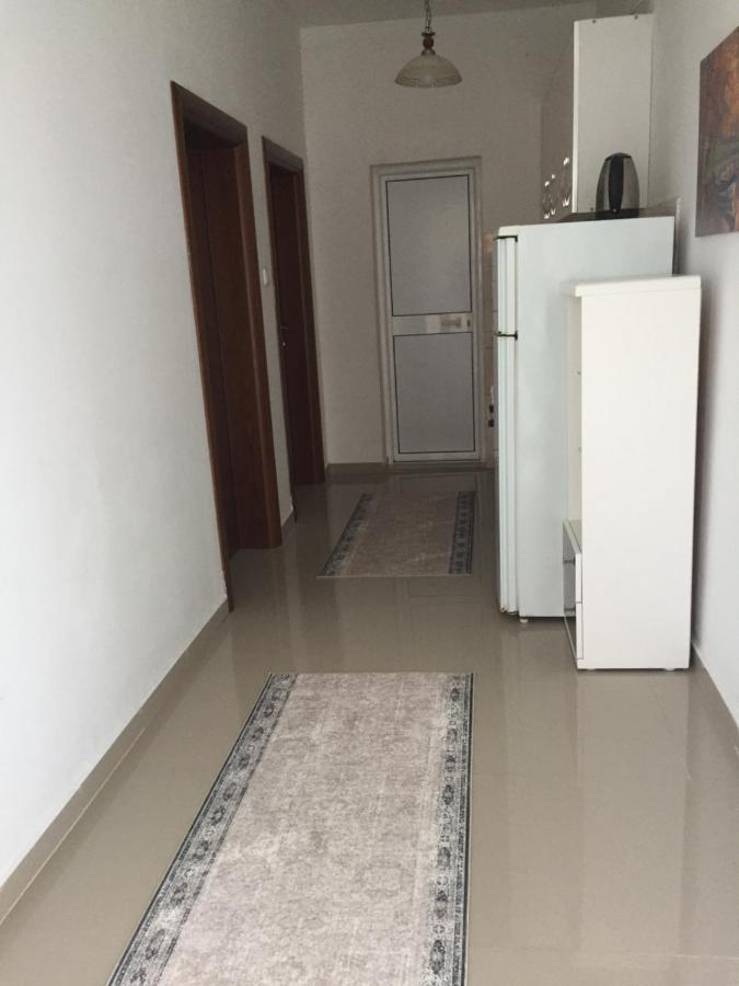 Rejhan Totti Ulcinj Kültér fotó